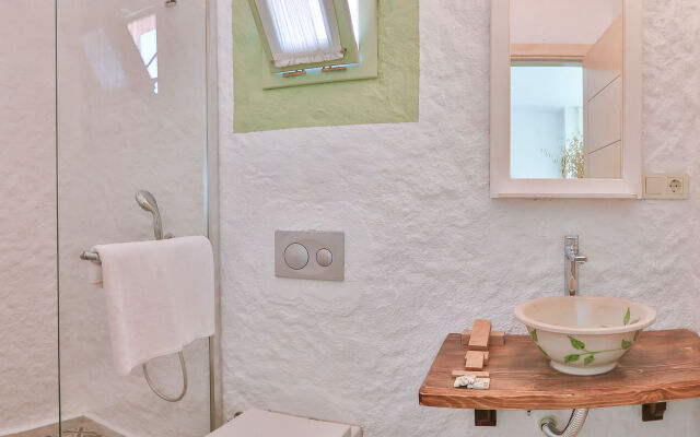 Palas Alacati - Adults Only
