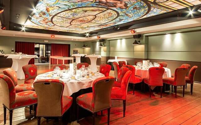 Cortina Hotel