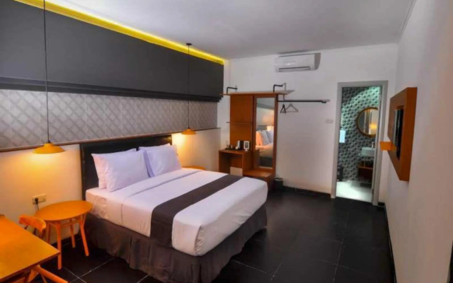 Candiview Hotel – Guest Rooms – Semarang