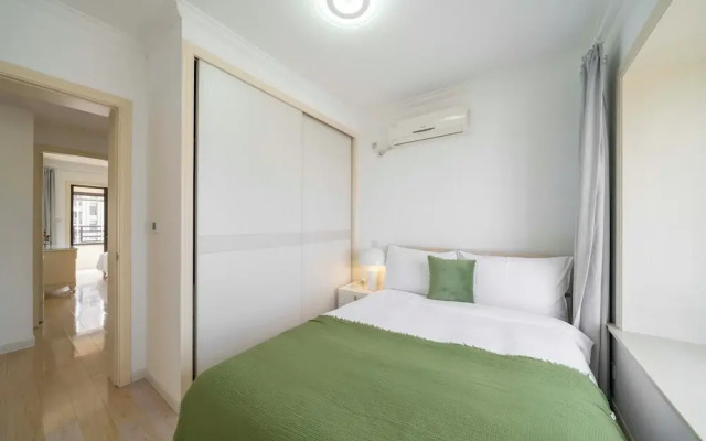 Tyms Modern 2BR APT Xujiahui Dacheng