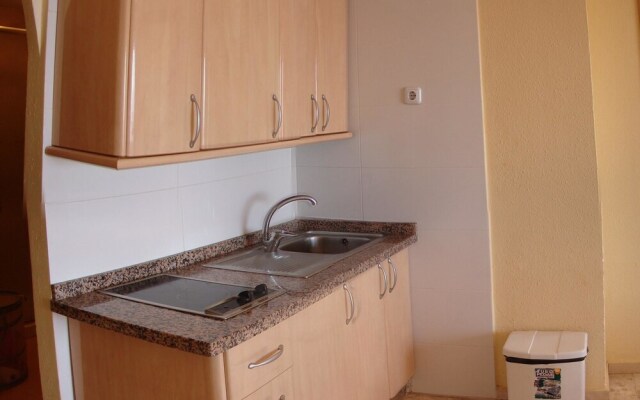 Apartment With one Bedroom in Fuengirola, With Wonderful sea View, Pool Access, Balcony - 10 m From the Beach