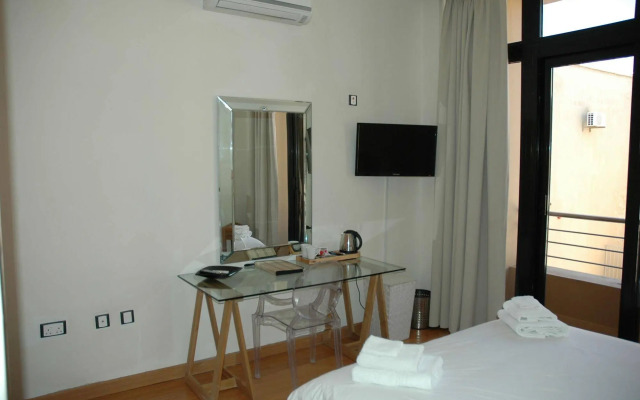 Roma Place