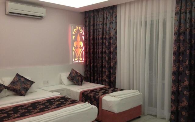 Beachway Hotel Side