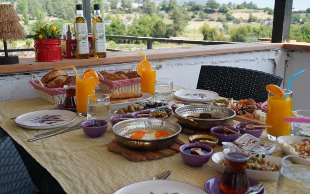 Kandybos Eco Farm Village