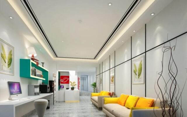 Shell Qionghai Jinhai Road Hotel