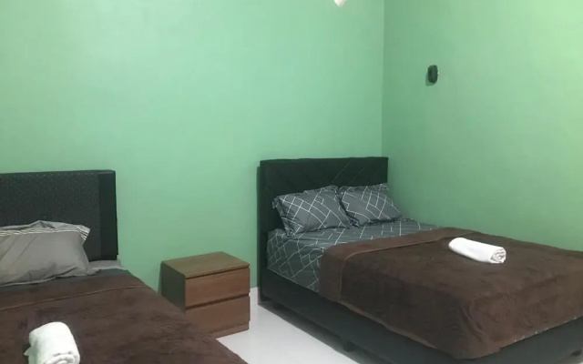 NH Villa – Guest Rooms – Kecamatan Masbagik