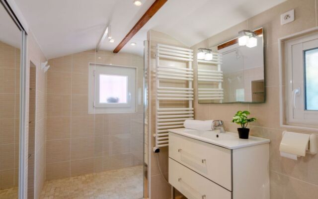 Holiday Home Villa Bindouletto