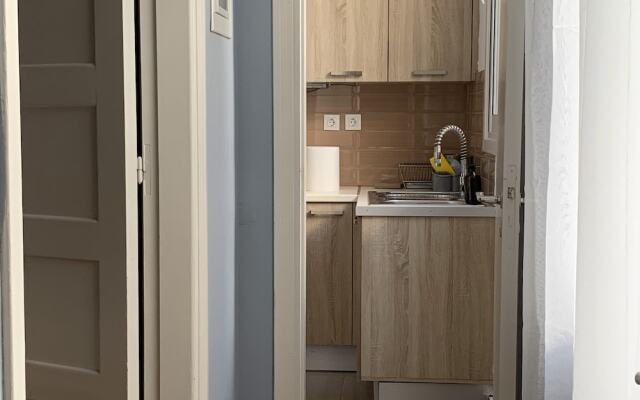 Downtown adorable apartment with Lycabettus view