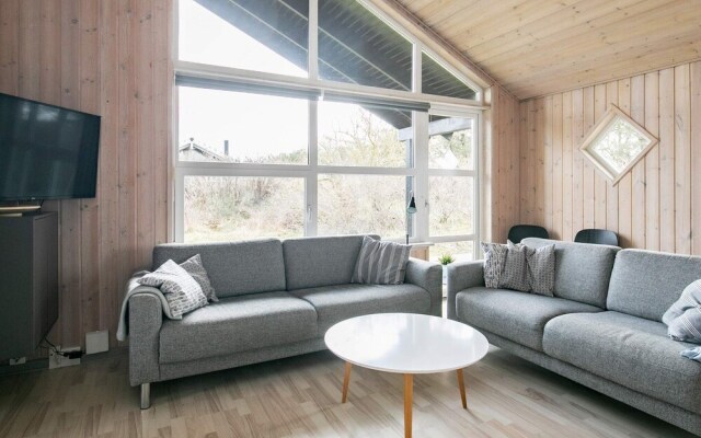 Quaint Holiday Homein Hjørring With Whirlpool
