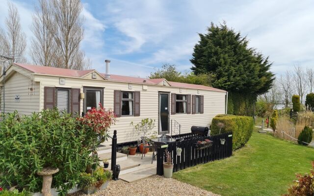 Green Haven Waterside Caravan