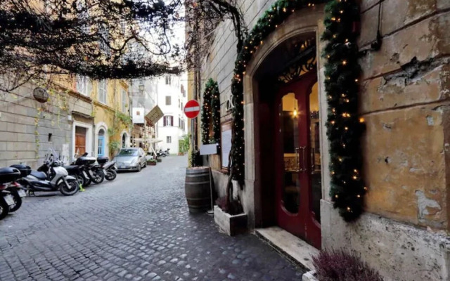 Flatinrome Boutique Navona