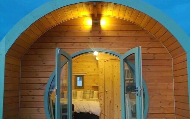 Hebrides Bothy - Glamping