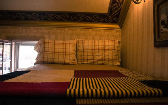 Frisco Lodge