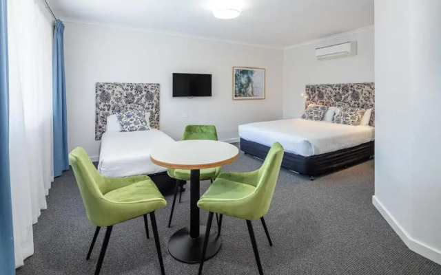 Comfort Inn Bay Waterfront