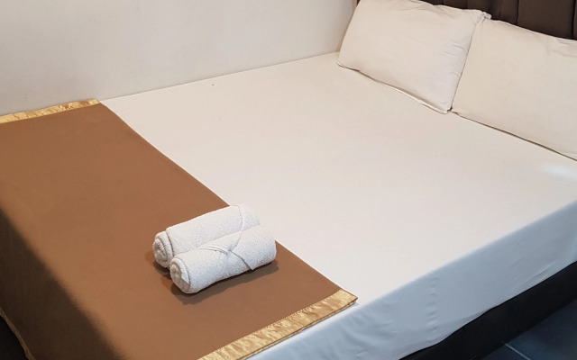 OYO 90035 Star Hotel