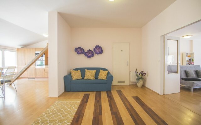 Good Time Prague Duplex