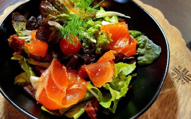 Hôtel Restaurant L'Oustaloun