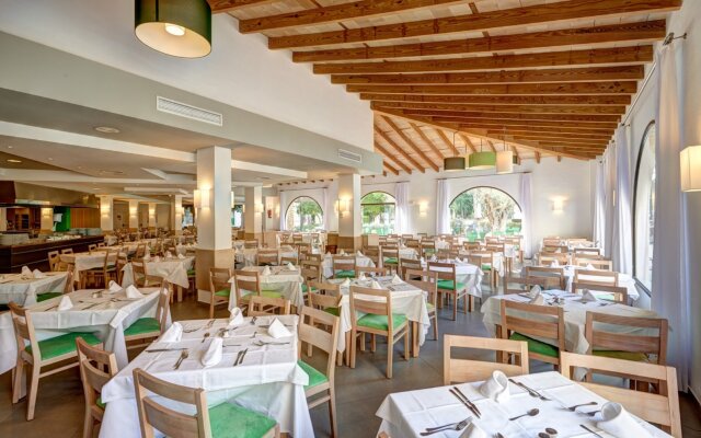 Protur Safari Park Aparthotel