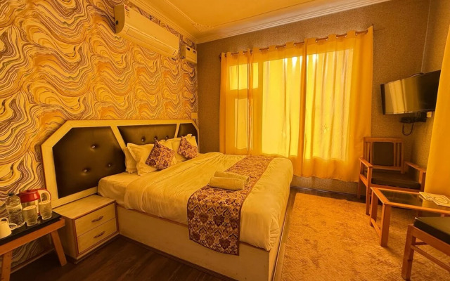 Rozan Jaai Orchard Hotel