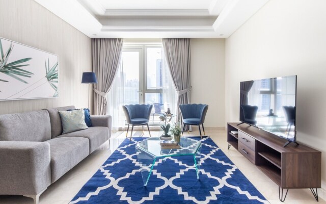 Pristine 2BR Apartment in Downtown Dubai - Sleeps 5!