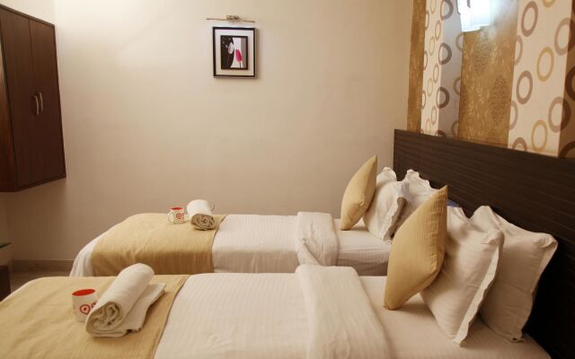 OYO Rooms Mall Road Cantonment