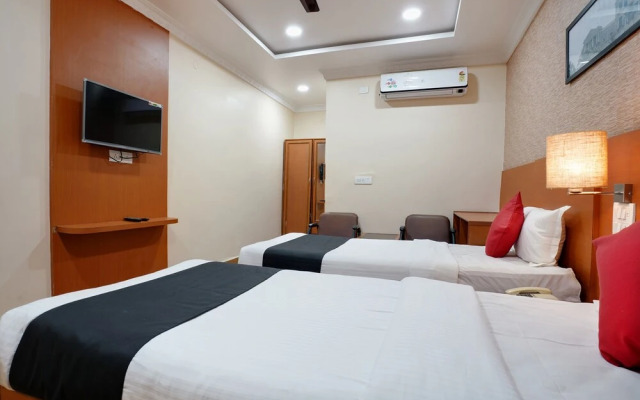 Capital O 46832 Gaayatri Residency