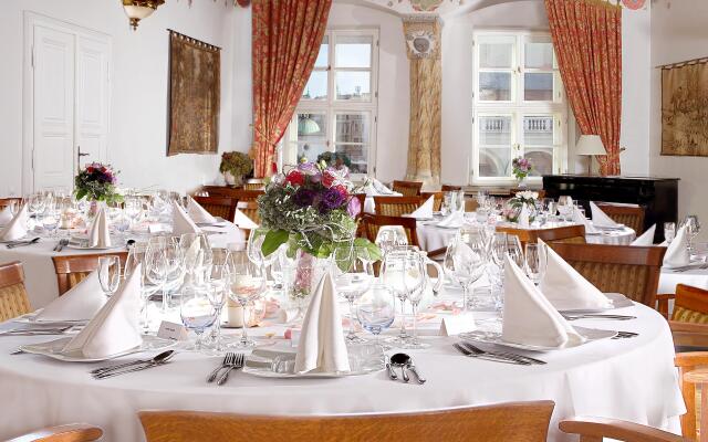 The Bonerowski Palace Boutique Hotel