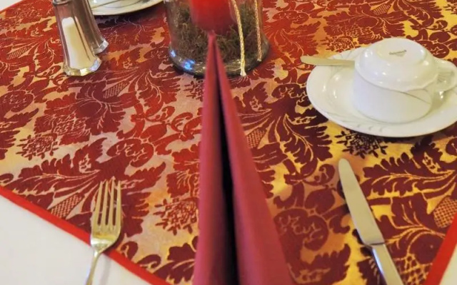 Gala Hotel