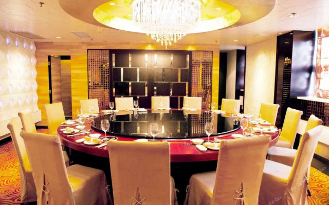 Enjoy Hotel