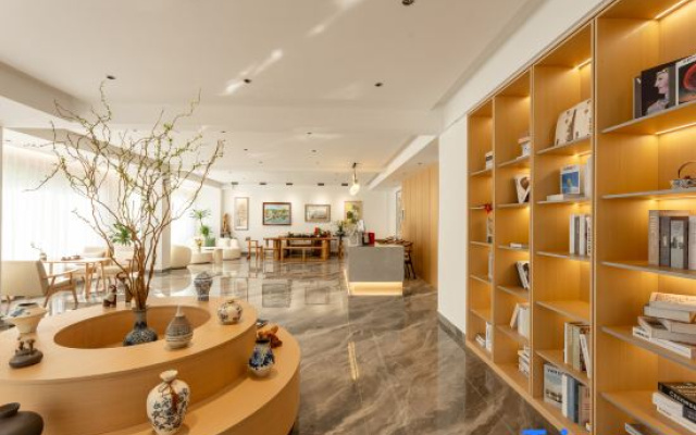 Ziyuan Hotel