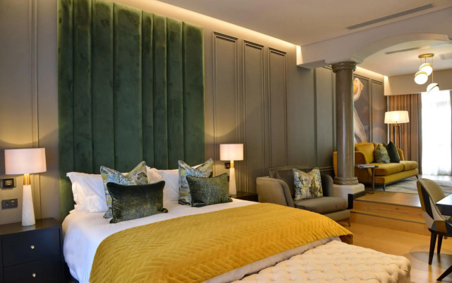 Apogee Boutique Hotel & Spa