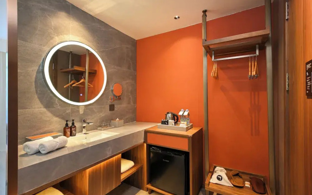 Model J Hotel Jakarta Soekarno Hatta Airport