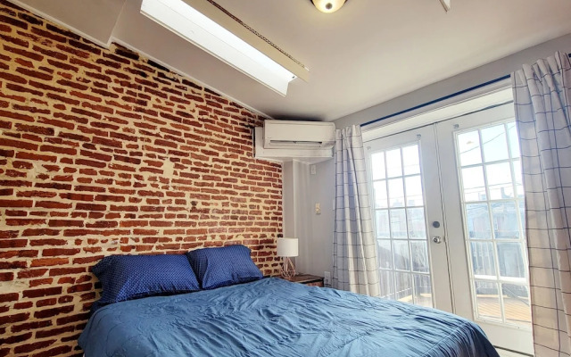 1-BD Home near Stadiums Free Parking