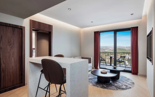 Golden Tulip Gebkim Kocaeli