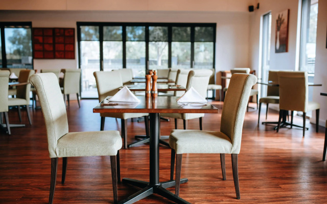 Comfort Inn Moree (formerly Econo Lodge Moree)