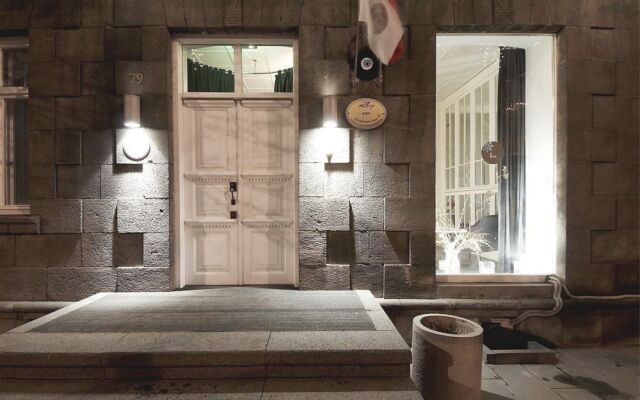 Kar's Otel - Special Class