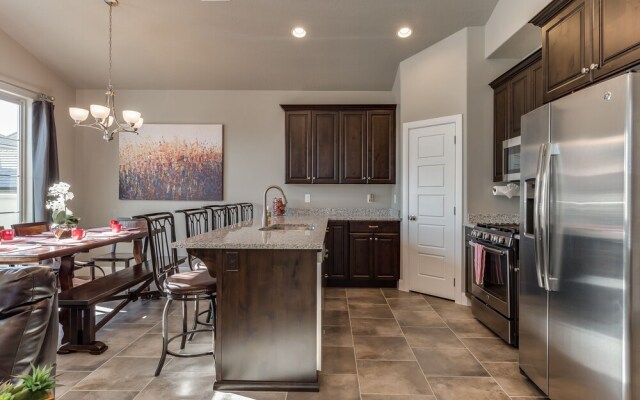 Red Cliffs 3 Bedroom Apts by Redawning