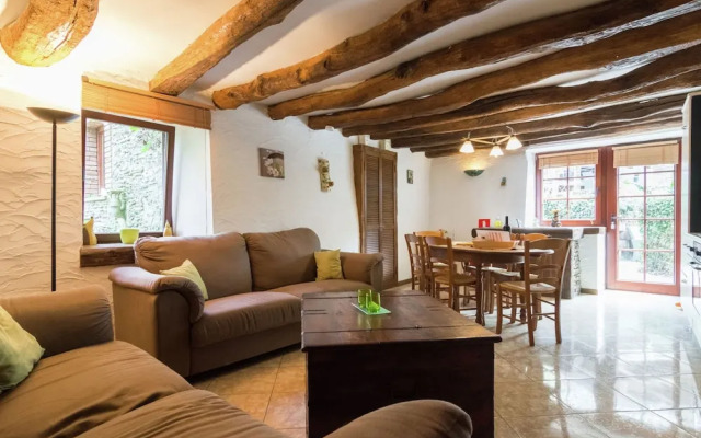 Quaint Apartment in Sensenruth With Terrace
