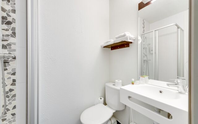 Ibis Annecy Cran Gevrier Hotel