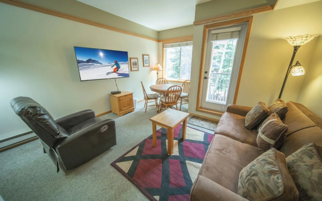 Slopeside 2733