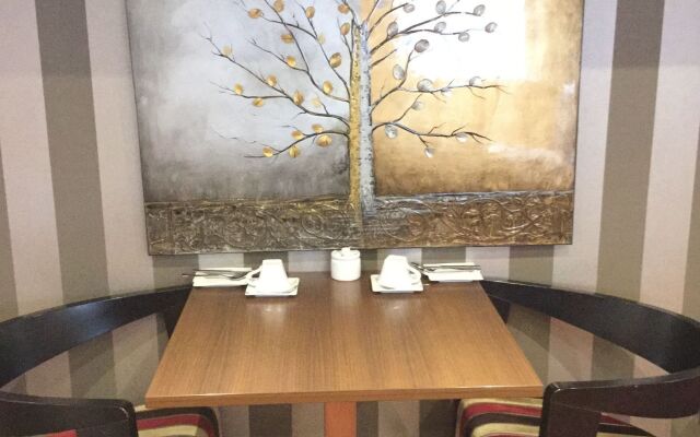 The New London Carlton Hotel & Service Apartments