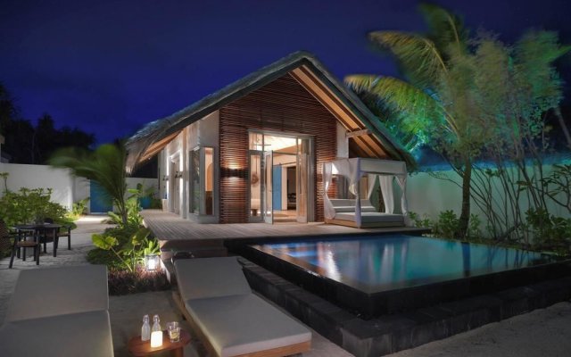 Fairmont Maldives, Sirru Fen Fushi