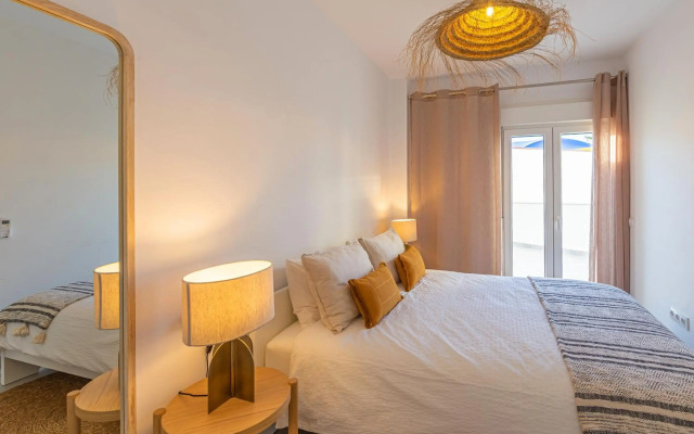 Jardín, Piscina y Fibra Óptica - SimplyTarifa