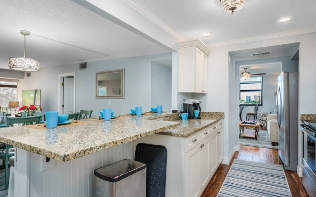 Harbor Tower Gulf Luxe Escape