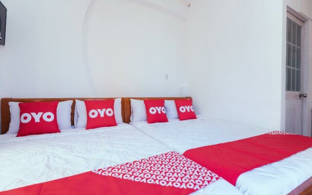 Acasa Hotel by OYO Rooms