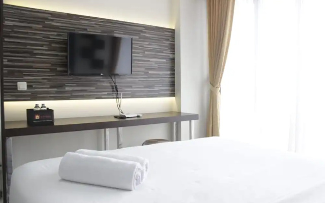 Modern & Contemporary Studio At Beverly Dago Apartment Near Itb – Guest Rooms – Bandung