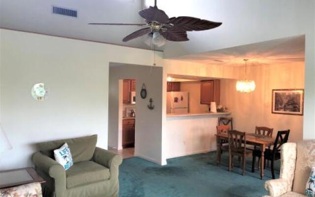 Ocean Village Coral Cluster 1023