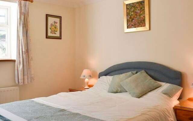 Boutique Apartment in Bere Regis With Pond