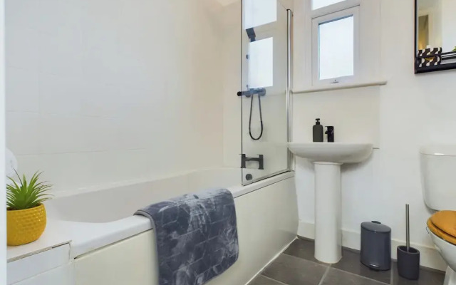 Seaside Haven Retreat in Southend