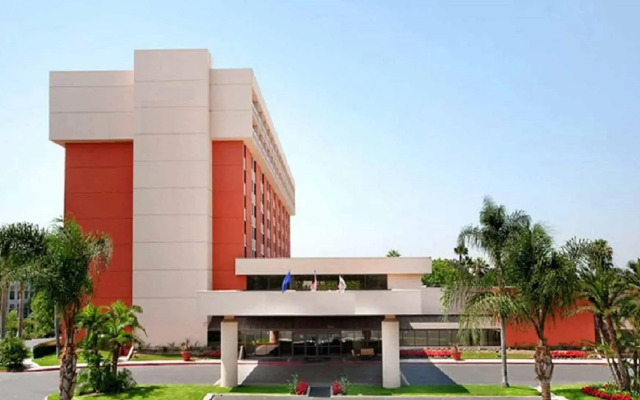 Ontario Airport Hotel & Conference Center